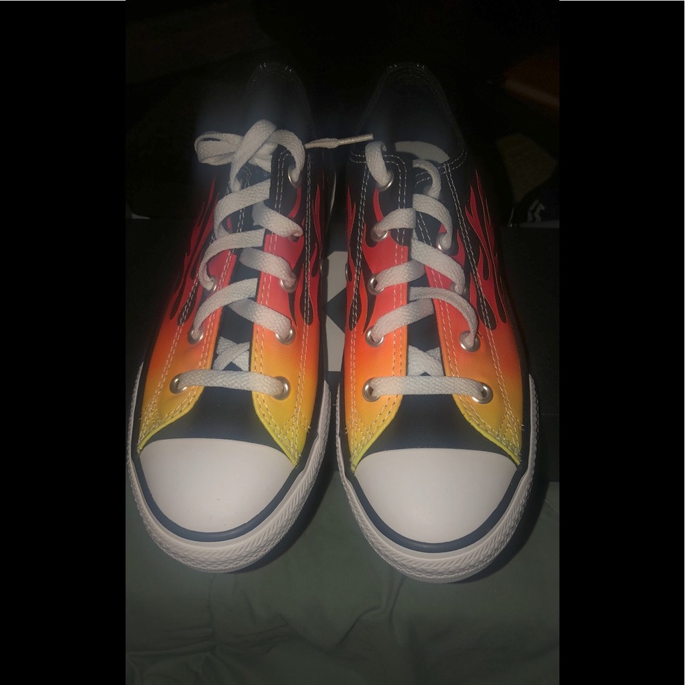 Converse All Stars size 3